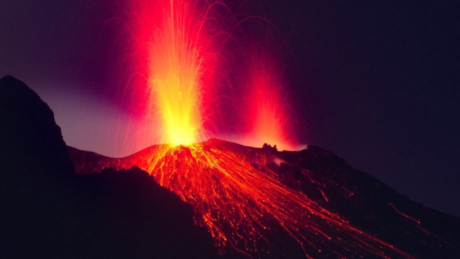 IL VULCANO E LA MAGIA DEL CANTO LIRICO