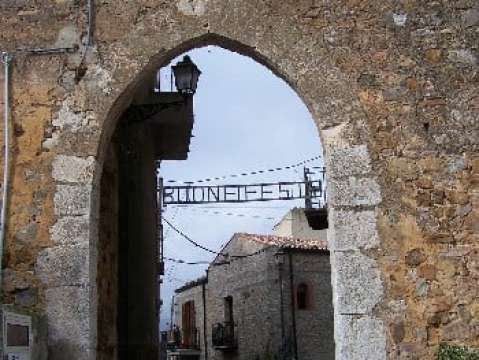 SCLAFANI BAGNI(PA): UN GIORNO DI FESTA