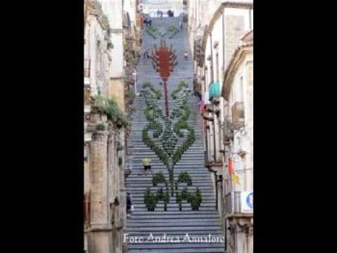 CALTAGIRONE, SCALA INFIORATA IN PROGRESS