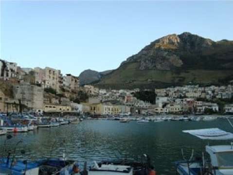 CASTELLAMMARE DEL GOLFO, MESSA IN SICUREZZA DEL PORTO