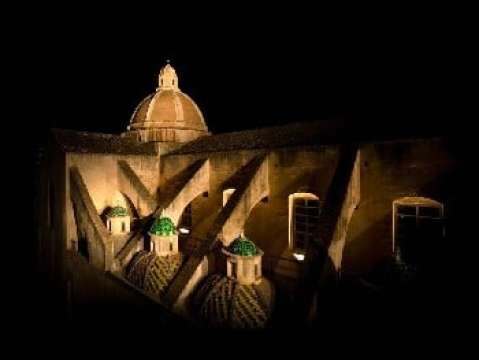 TRAPANI:LE CUPOLE DI SAN PIETRO